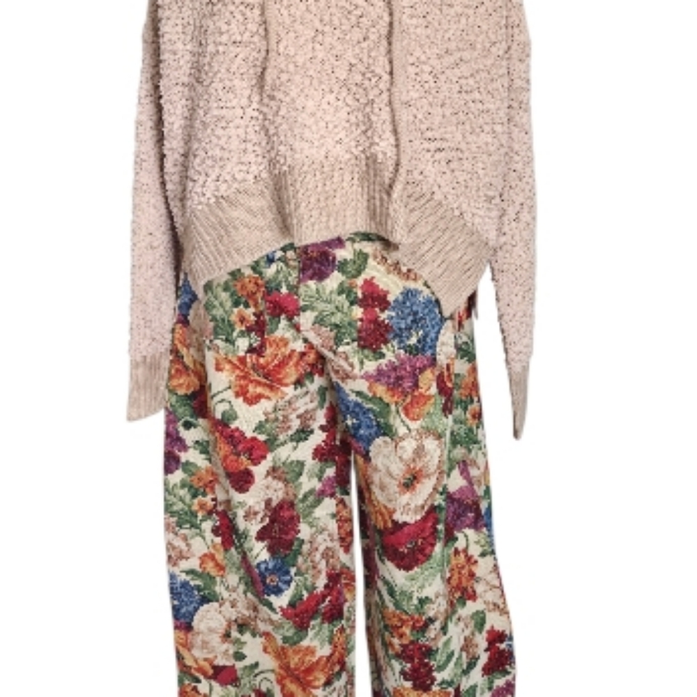 Davi & Dani Floral Tapestry Pants – Size Small – Boho Barrel Leg - Picture 12 of 13